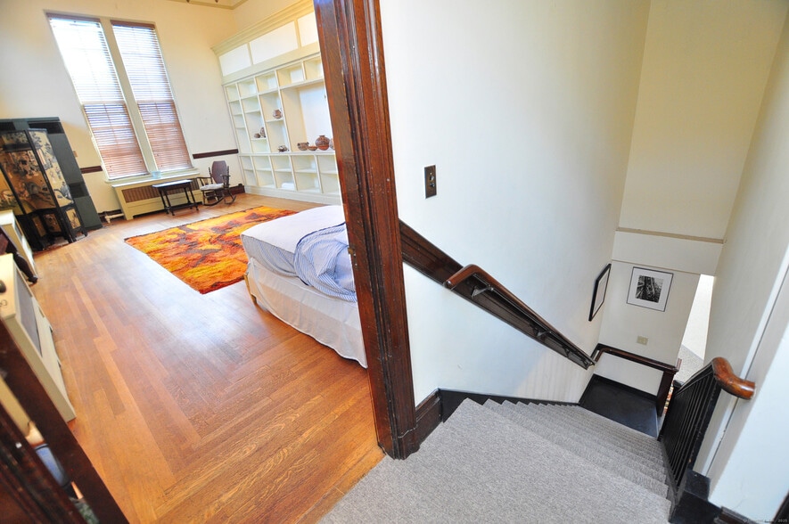 More Photos Of 236 Prospect St, Torrington Bank For Sale