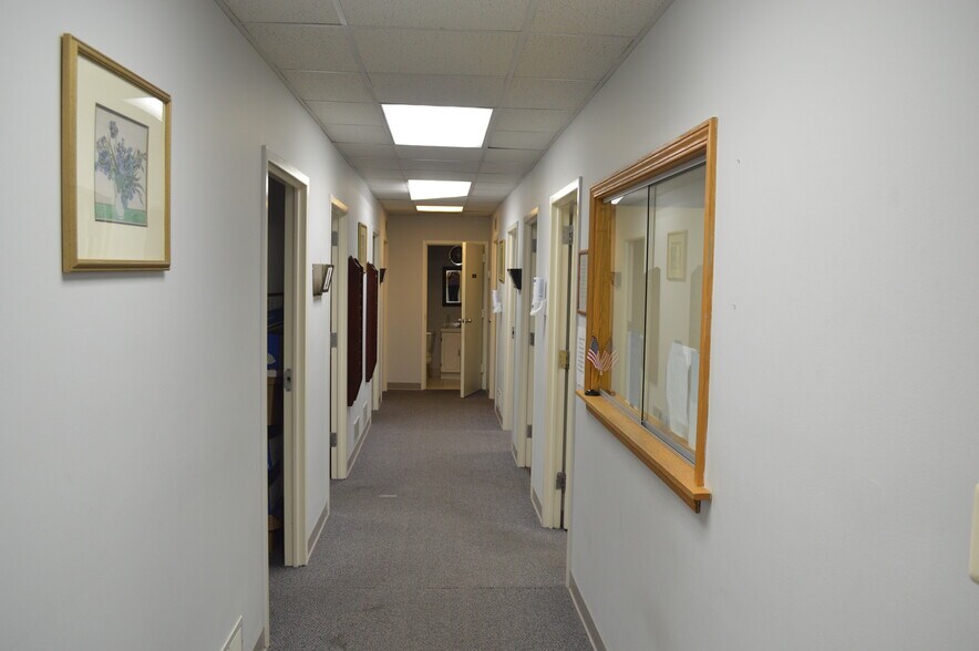 More Photos Of 2065-2067 Klockner Rd, Trenton Medical For Lease
