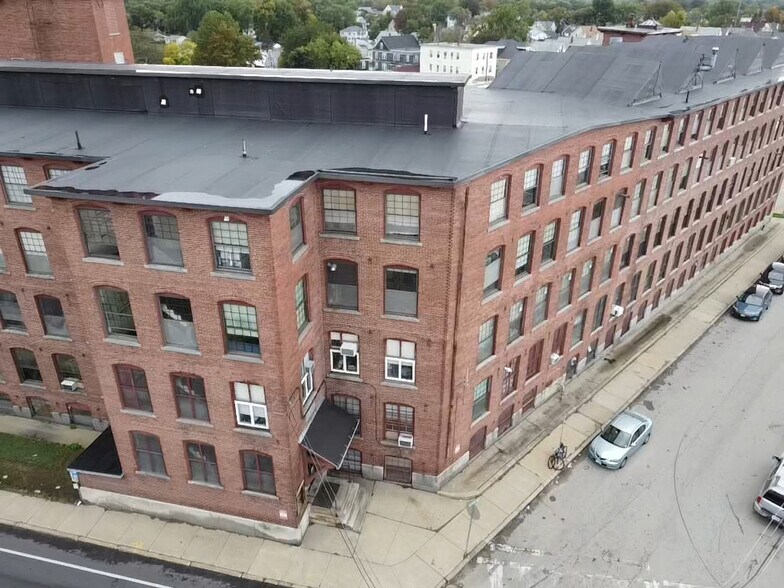 More Photos Of 51-55 Lake St, Nashua Light Manufacturing For Lease