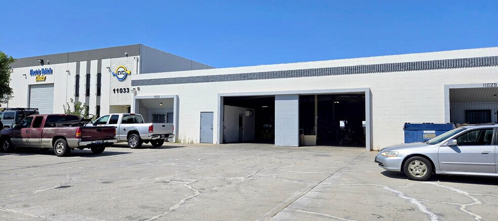 More Photos Of 11025 Shoemaker Ave, Santa Fe Springs Warehouse For Lease