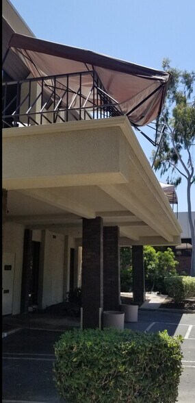 More Photos Of 5160 Campus Dr, Newport Beach Medical For Lease