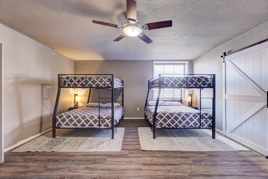 More Photos Of 411 NW 5th St, Oklahoma City Flex For Sale