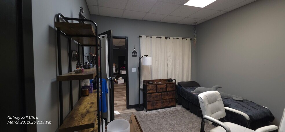 More Photos Of 1010 Carver Rd, Modesto Flex For Lease