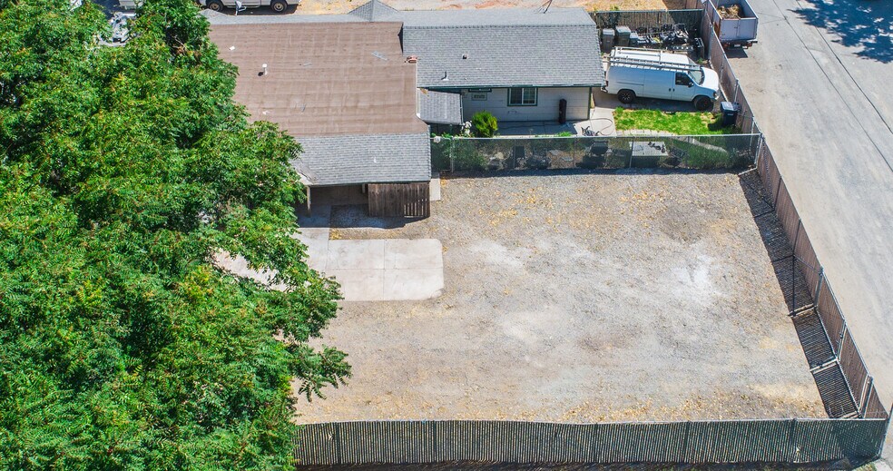 More Photos Of 5720 Preston Ave, Livermore Flex For Sale