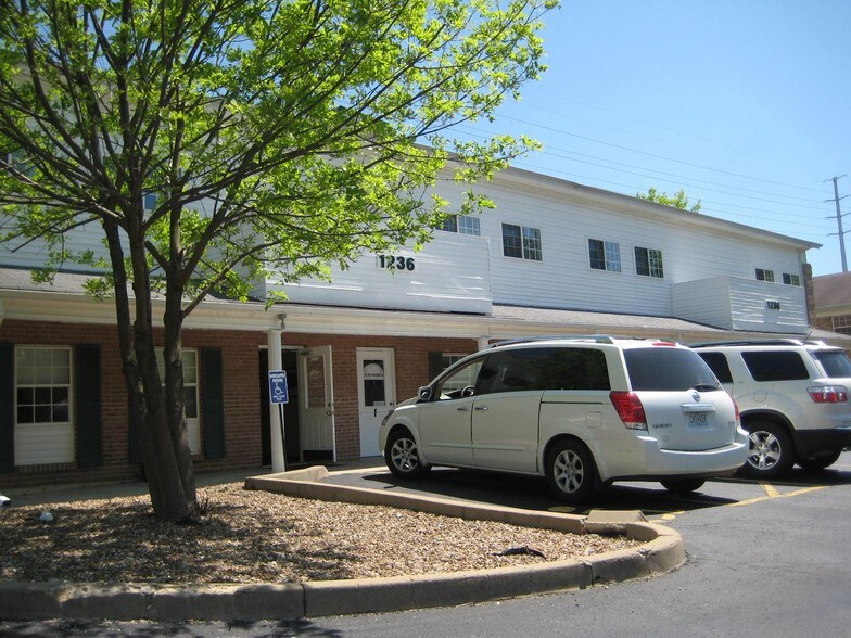 More Photos Of 1236 Jungermann Rd, Saint Peters Office For Lease