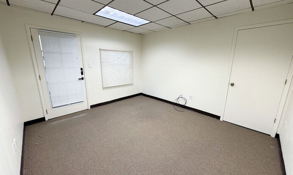 More Photos Of 4425 Juan Tabo Blvd NE, Albuquerque Office For Lease