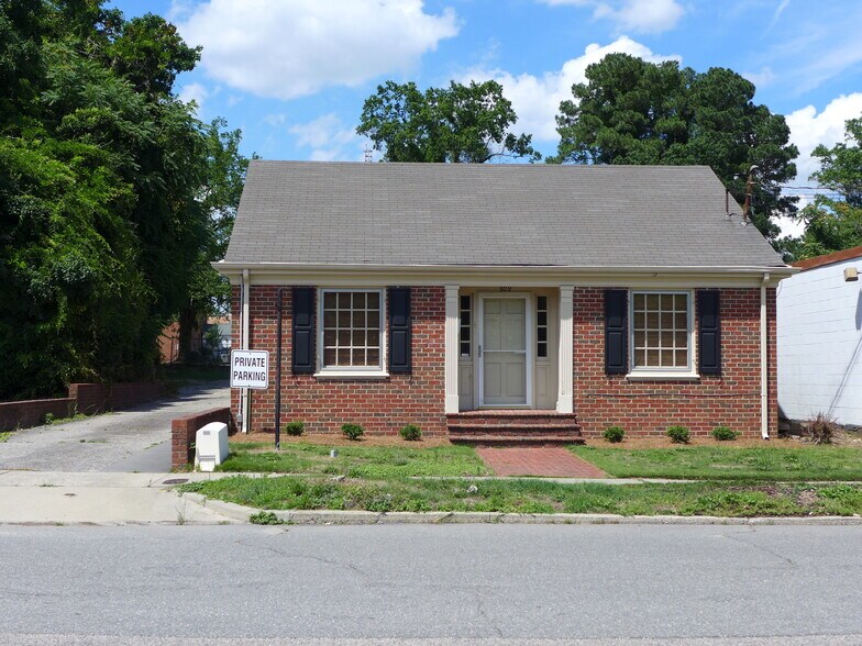 Primary Photo Of 309 E Walnut St, Goldsboro Office For Lease