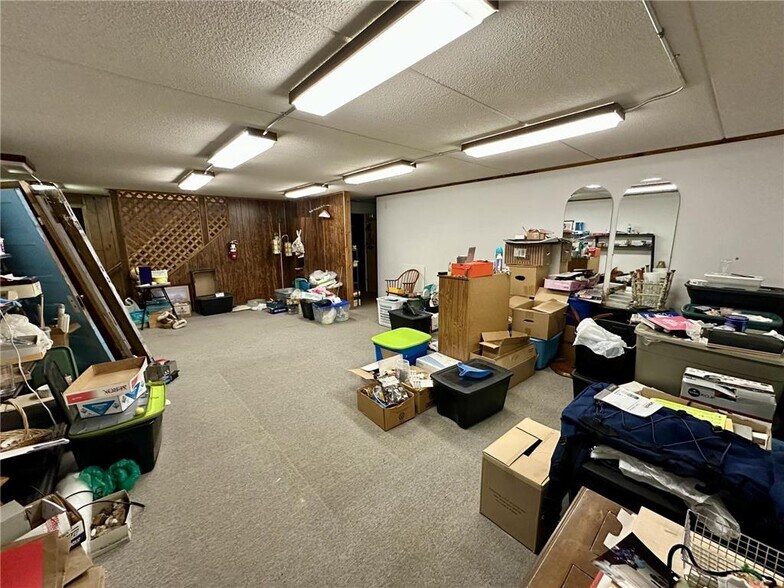 More Photos Of 605 1st St, Princeton Storefront For Sale