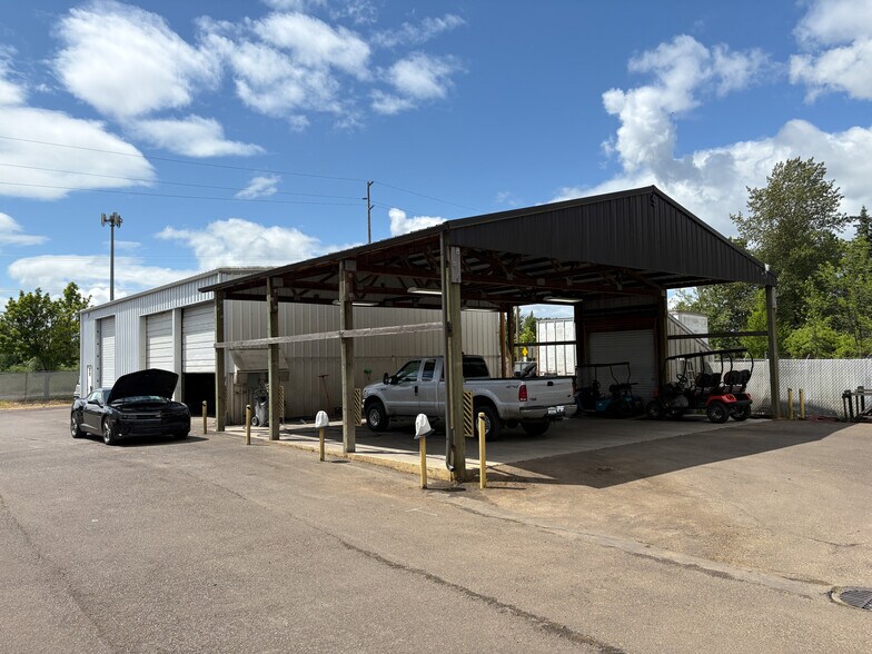 More Photos Of 5236 Pacific Blvd SW, Albany Warehouse For Sale