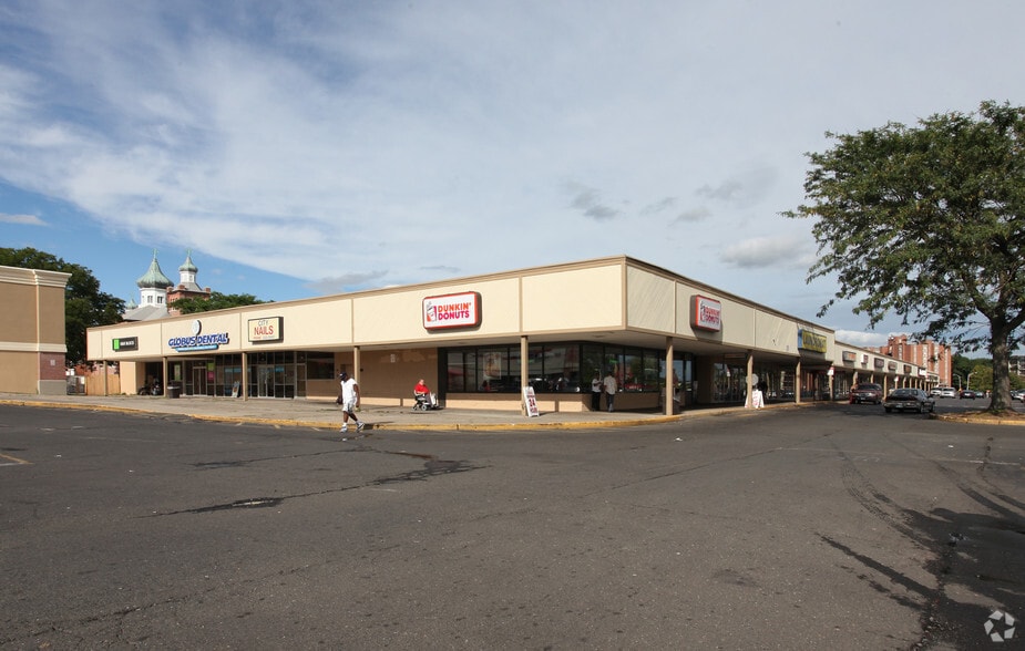More Photos Of 90-200 E Main St, New Britain Unknown For Lease