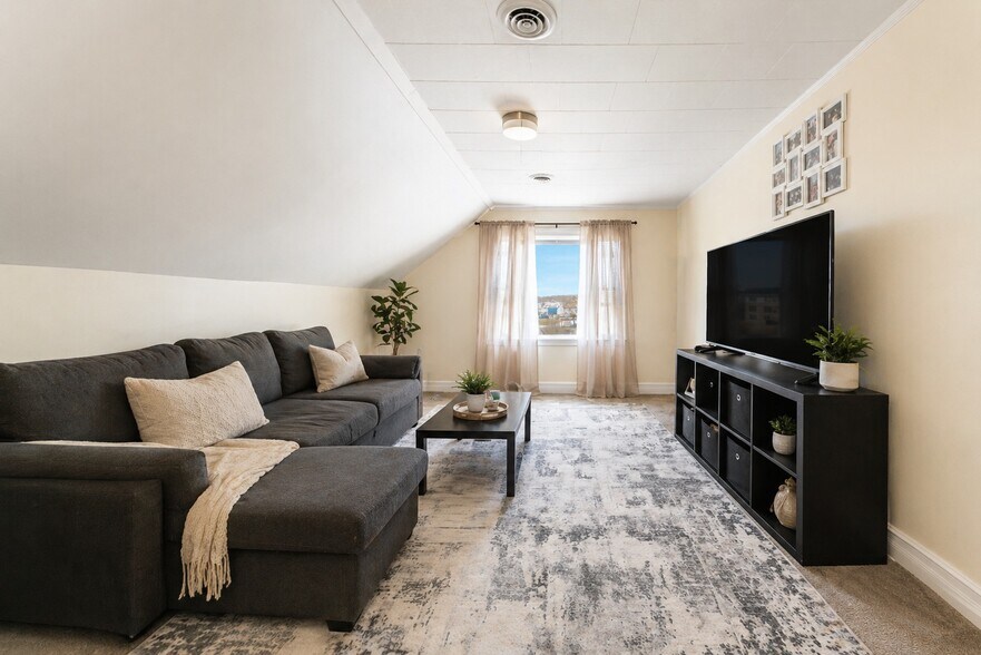 More Photos Of 799-801 N Main St, Fall River Apartments For Sale