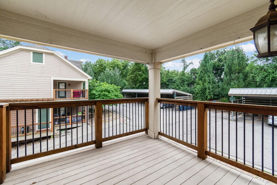 More Photos Of 3612 Bell St, Kansas City Multifamily For Sale