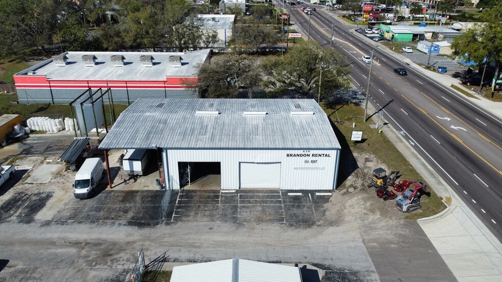 More Photos Of 430 W Dr Martin Luther King Jr Blvd, Seffner Storefront Retail Office For Sale