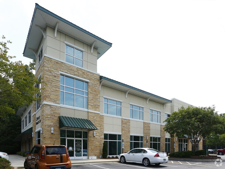 More Photos Of 115 Crescent Commons Dr, Cary Medical For Lease