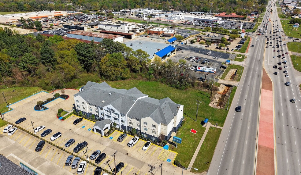 More Photos Of 1945 W Southwest Loop 323, Tyler Hotel For Sale