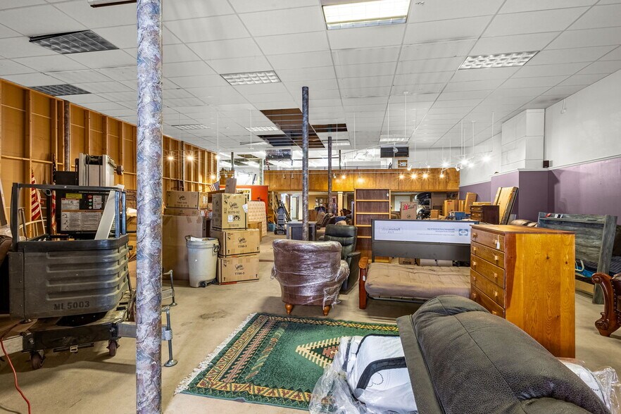 More Photos Of 510 Main St, Canon City Storefront For Sale