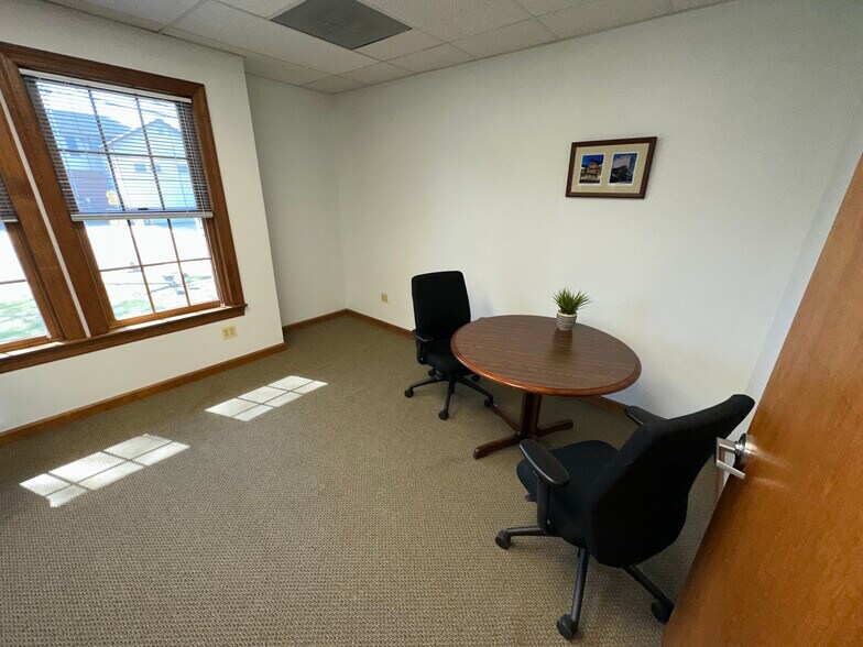 More Photos Of 121 Union Ave, Middlesex Office Residential For Lease