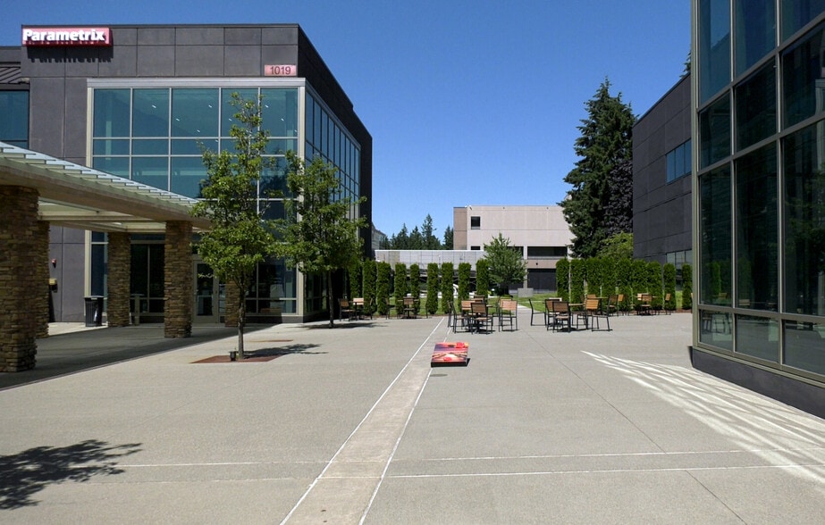 More Photos Of 1015 39th Ave SE, Puyallup Unknown For Lease