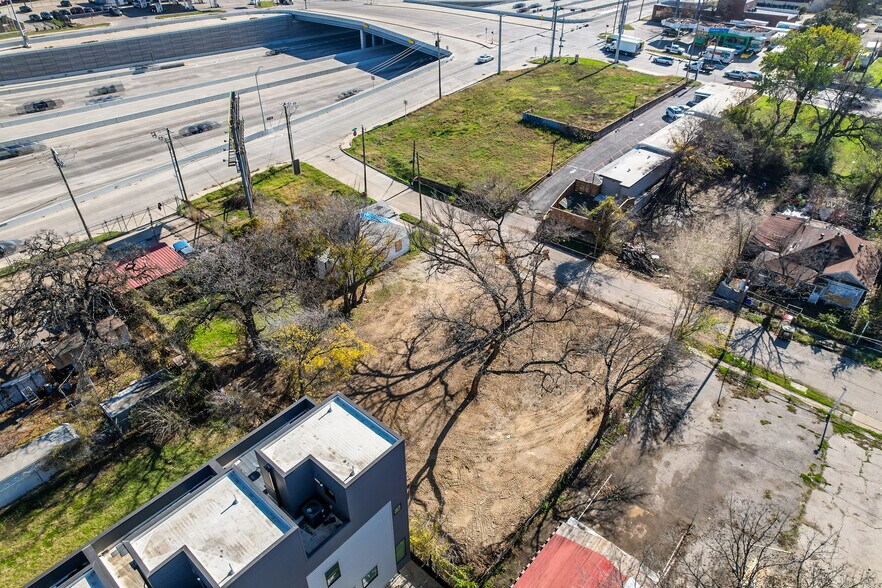 More Photos Of 913 Dale St, Dallas Land For Sale