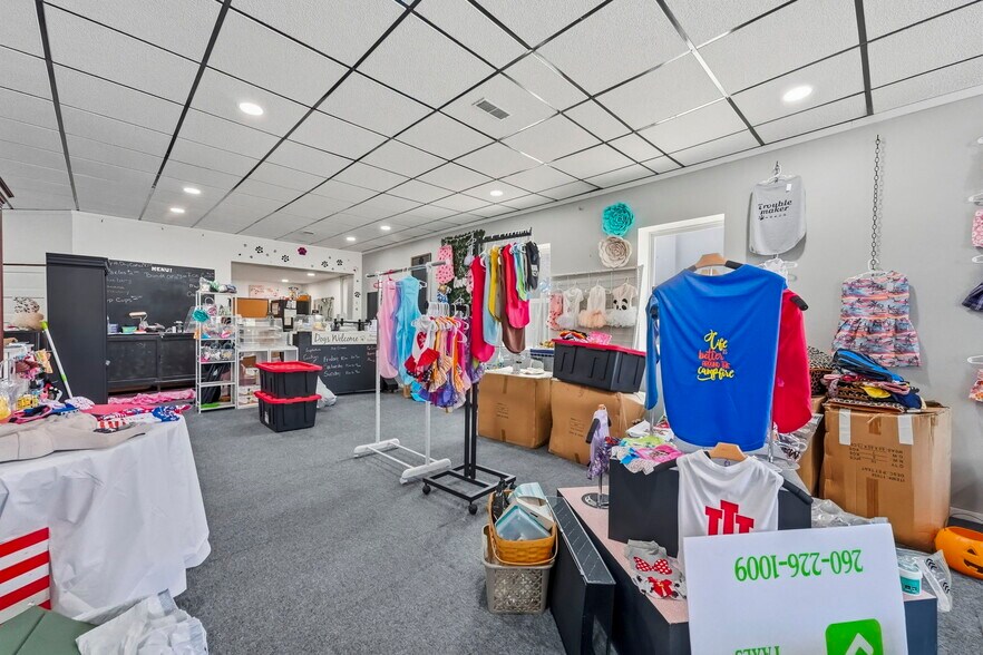 More Photos Of 115 E King St, Garrett General Retail For Sale