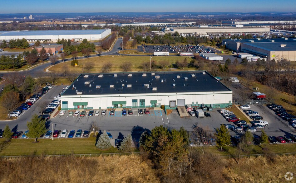 More Photos Of 2440 Brodhead Rd, Bethlehem Warehouse For Lease