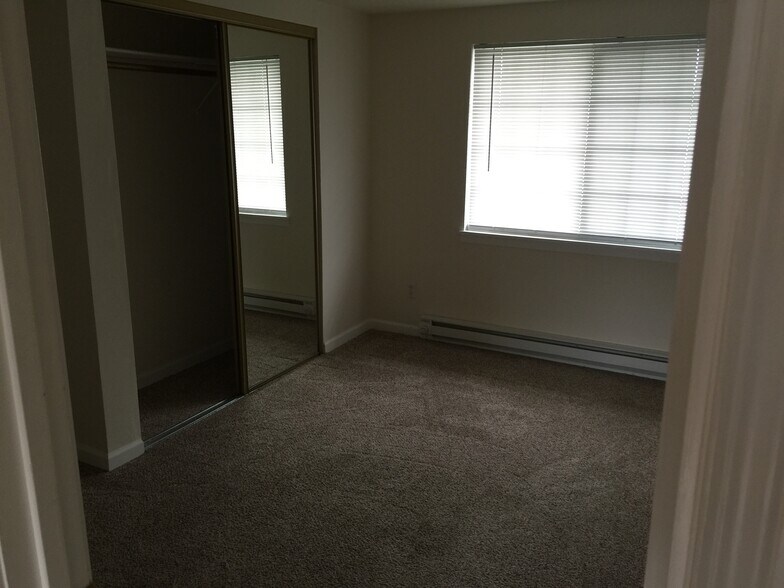 More Photos Of 4346-4350 SE Milwaukie Ave, Portland Apartments For Sale