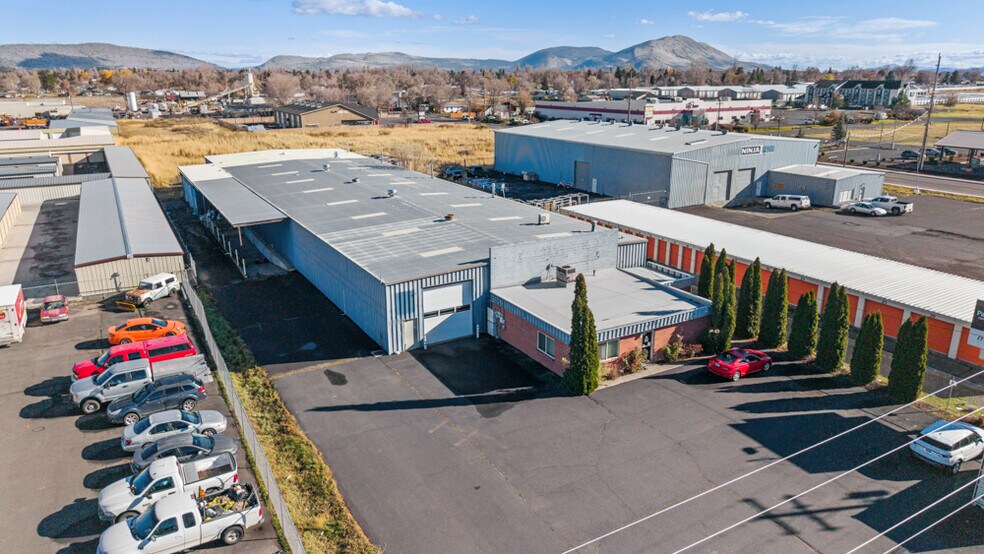 More Photos Of 3735 Washburn Way, Klamath Falls Warehouse For Lease