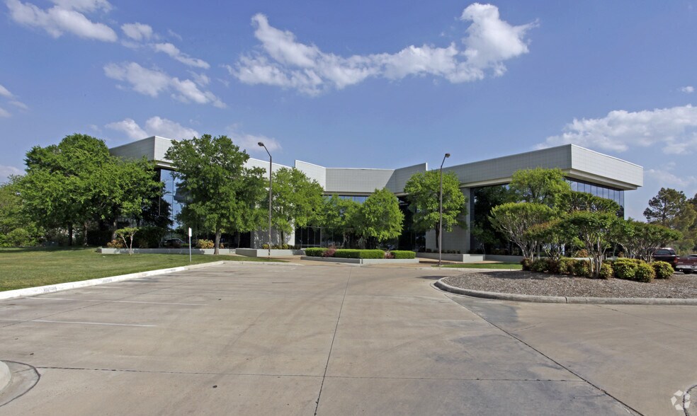 More Photos Of 7524 Mosier View Ct, Fort Worth Office For Lease