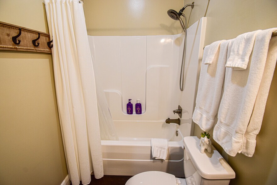 More Photos Of , Tuscaloosa Unknown For Sale