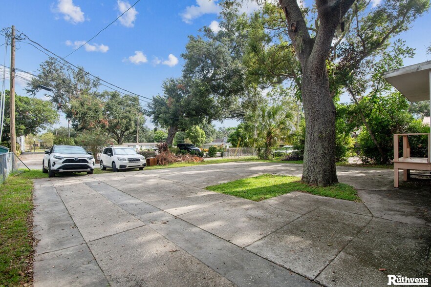 More Photos Of 114 Palmola St, Lakeland Office Residential For Lease
