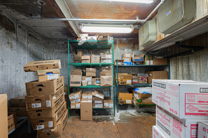 More Photos Of 14410 Coastal Hwy, Ocean City Restaurant For Sale