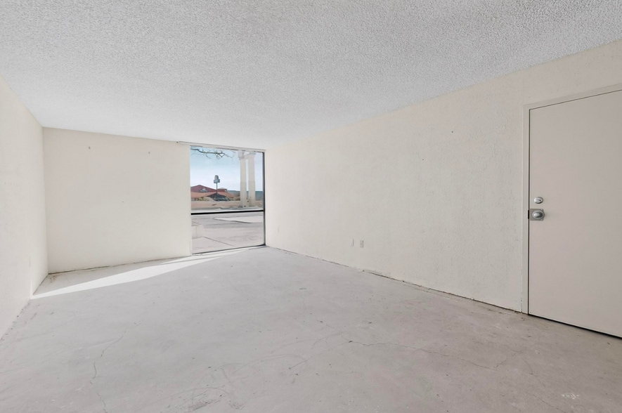 More Photos Of 1501 E Santa Fe Ave, Grants Hotel For Sale