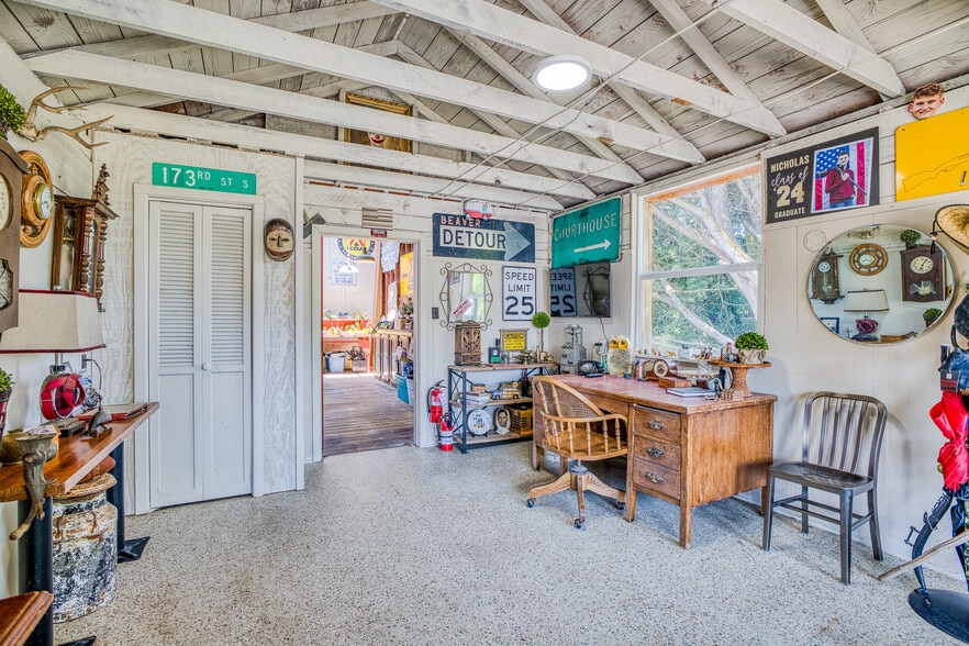 More Photos Of 203 N Birch St, Coquille Specialty For Sale