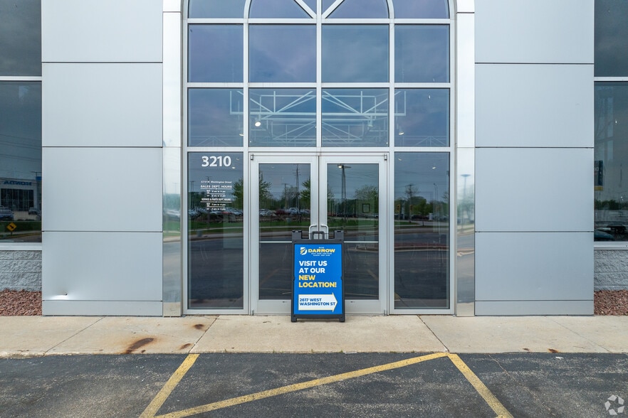 More Photos Of 3210 W Washington St, West Bend Auto Dealership For Sale