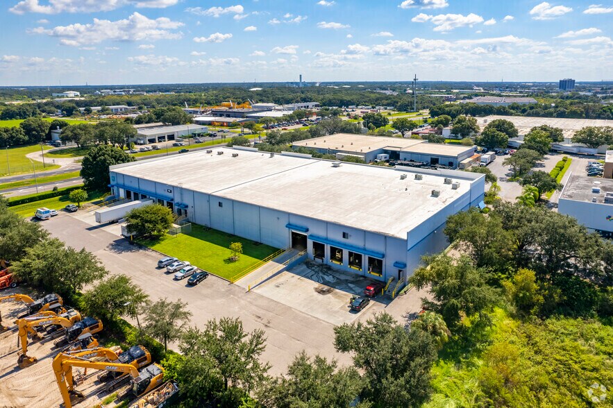 More Photos Of 1333-1341 Massaro Blvd, Tampa Warehouse For Lease