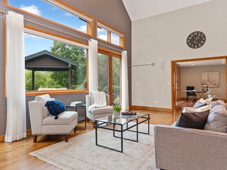 More Photos Of 22660 S Harlem Ave, Frankfort Flex For Sale