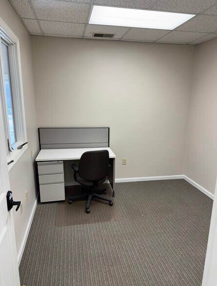 More Photos Of 6511 Glenridge Park Pl, Louisville Loft Creative Space For Lease