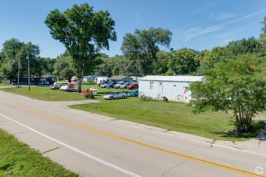 More Photos Of 700 Jackson St, Hillsdale Manufactured Housing Mobile Home Park For Sale