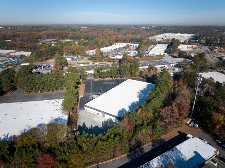 More Photos Of 3645 Oakcliff Rd, Doraville Warehouse For Sale