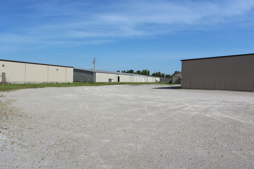 Primary Photo Of 1111 Highway 164, Arbyrd Warehouse For Lease