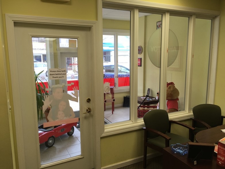 More Photos Of 966 State St, New Haven Storefront Retail Residential For Lease