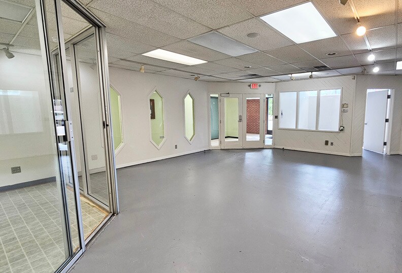 More Photos Of 223 N Wahsatch Ave, Colorado Springs Office For Sale