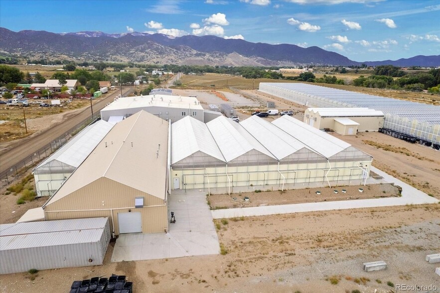 More Photos Of 7800 7706 7708 7710 County Rod 152, Salida Manufacturing For Sale