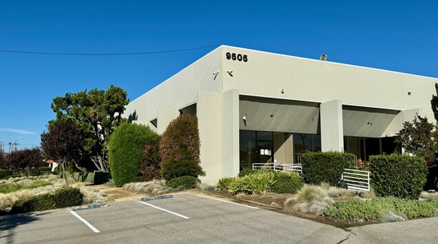 More Photos Of 9505-9541 Mason Ave, Chatsworth Manufacturing For Lease