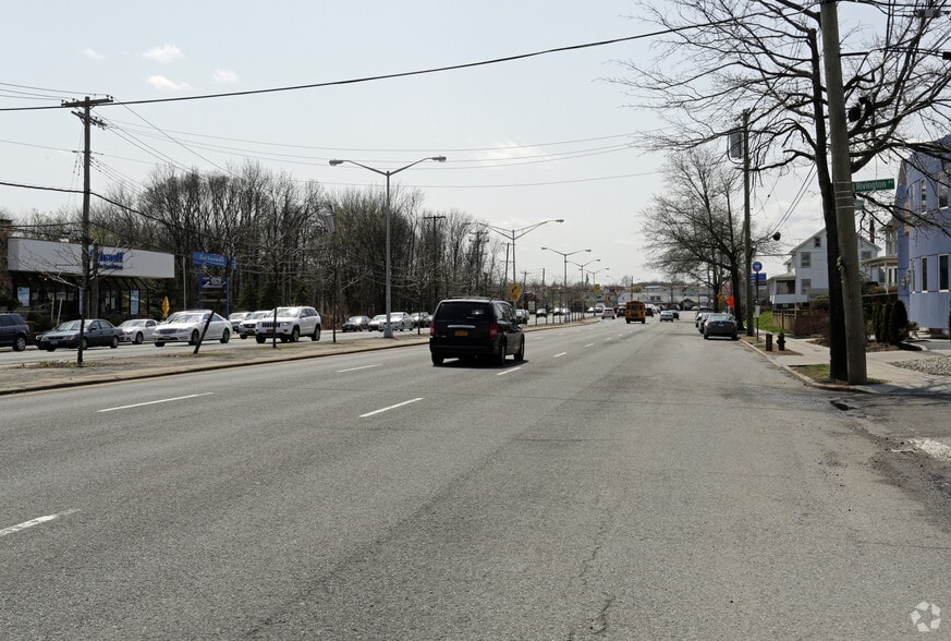 More Photos Of 2066 Richmond Ave, Staten Island Office For Sale