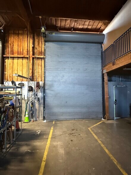 More Photos Of 2990 N Townsend Ave, Montrose Light Distribution For Sale