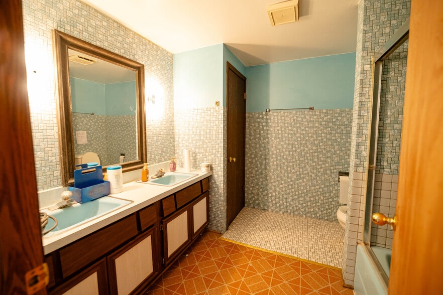 More Photos Of 209770 County Road O, Mosinee General Retail For Sale