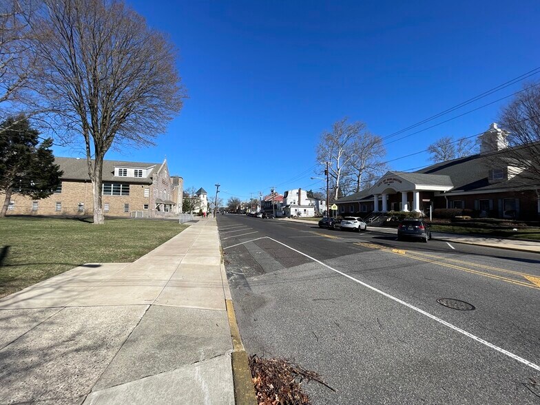 More Photos Of 524 High St, Burlington Land For Sale