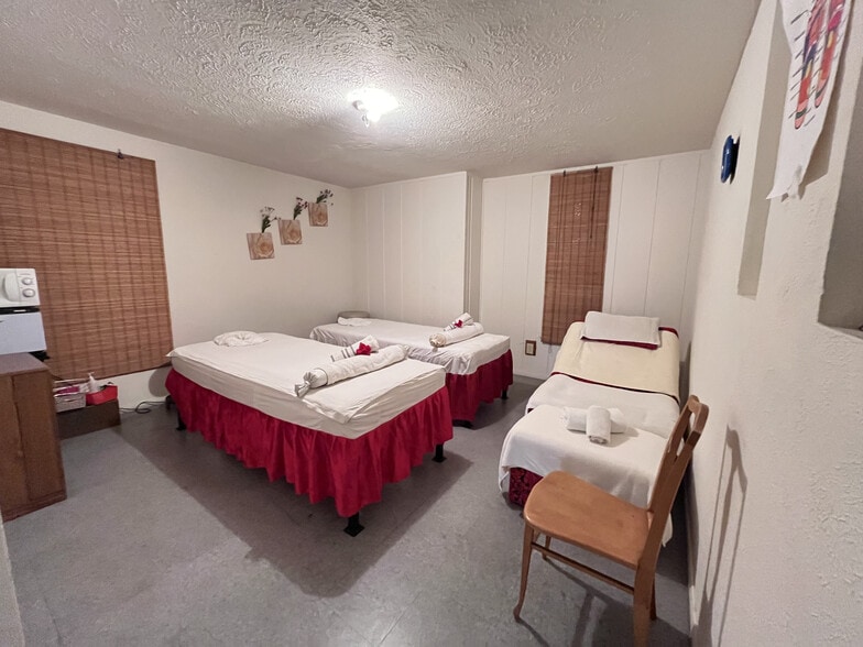 More Photos Of 3715 47th Ave, Sacramento Office For Sale