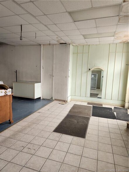 More Photos Of 27 E Main St, Stafford Springs Freestanding For Lease